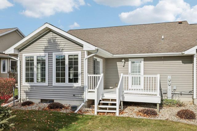 315 Pebble Brook Lane, Lodi, WI 53555