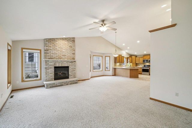 315 Pebble Brook Lane, Lodi, WI 53555