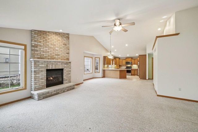 315 Pebble Brook Lane, Lodi, WI 53555