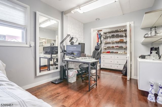 3 Bergen Ave, Fair Lawn Boro, NJ 07410