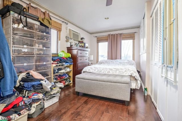 3 Bergen Ave, Fair Lawn Boro, NJ 07410