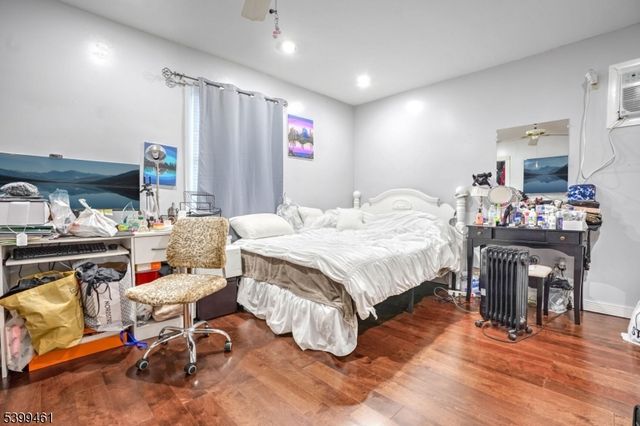 3 Bergen Ave, Fair Lawn Boro, NJ 07410