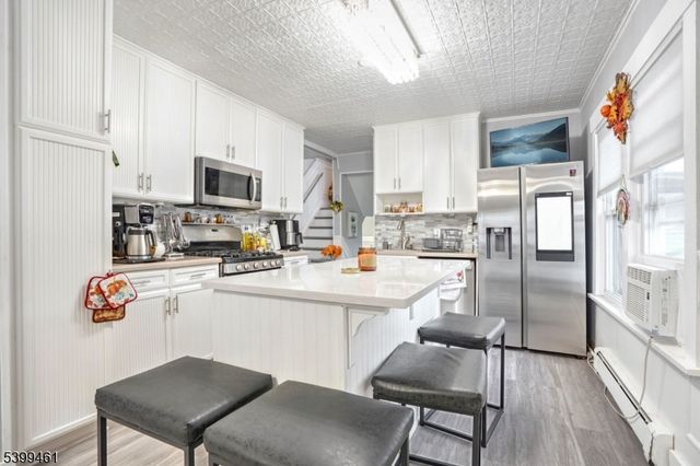 3 Bergen Ave, Fair Lawn Boro, NJ 07410