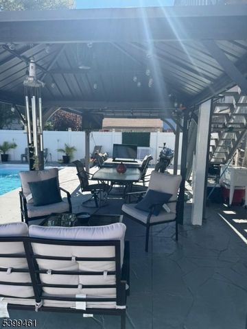 3 Bergen Ave, Fair Lawn Boro, NJ 07410