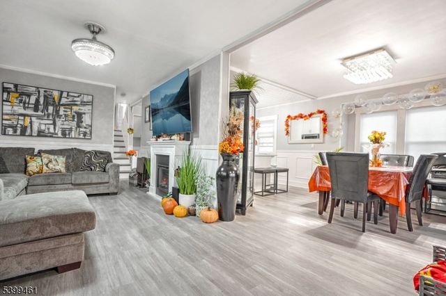 3 Bergen Ave, Fair Lawn Boro, NJ 07410