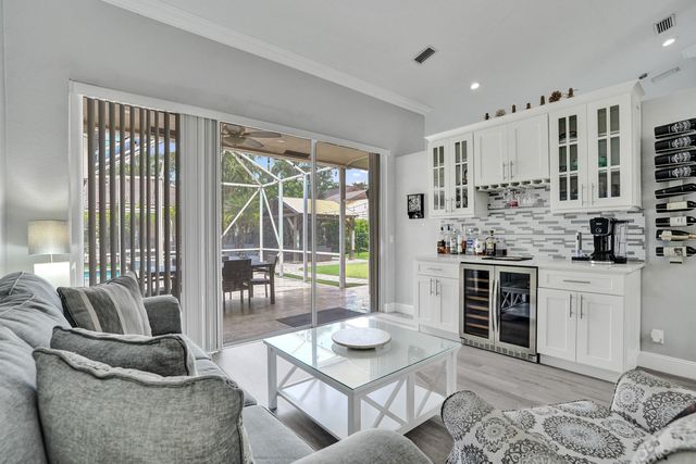 5351 NW 57th Terrace, Coral Springs, FL 33067