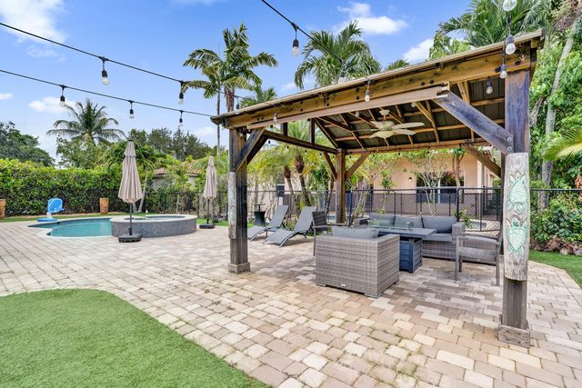 5351 NW 57th Terrace, Coral Springs, FL 33067