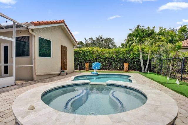 5351 NW 57th Terrace, Coral Springs, FL 33067