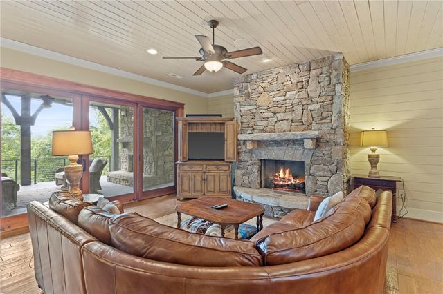 200 Saranac Drive, Sunset, SC 29685
