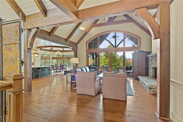 200 Saranac Drive, Sunset, SC 29685