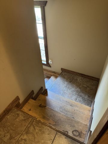 375 Autumn Ridge Ln, Lafayette, TN 37083