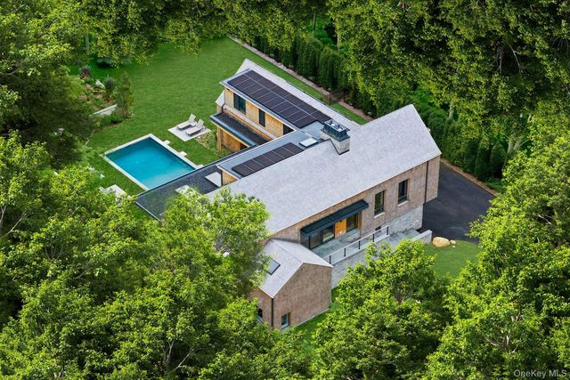 481 Brick Kiln Road, Bridgehampton, NY 11932