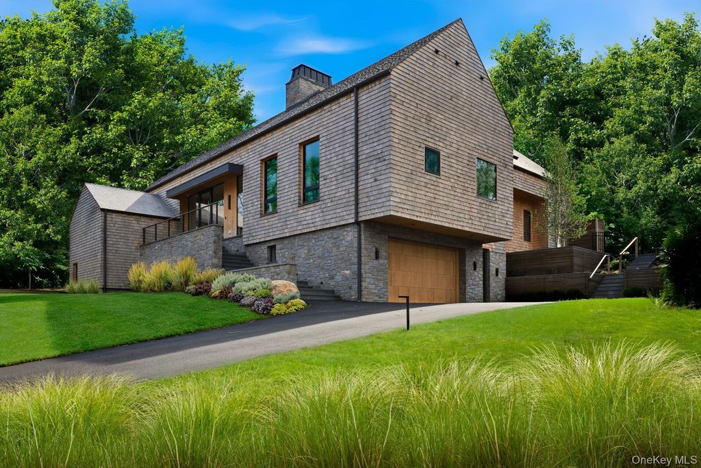 481 Brick Kiln Road, Bridgehampton, NY 11932