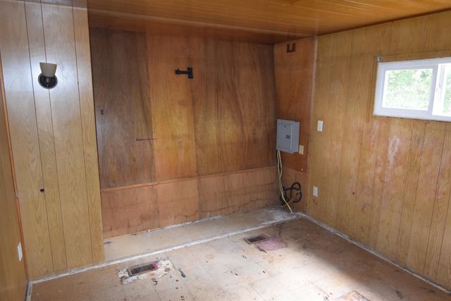 12 Fourth Street, Newport, NH 03773