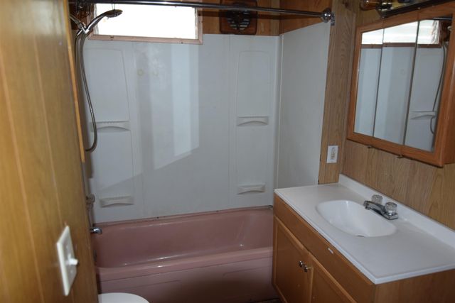 12 Fourth Street, Newport, NH 03773