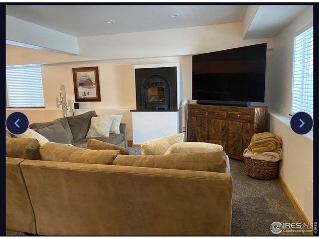 518 N Overland Trl, Fort Collins, CO 80521