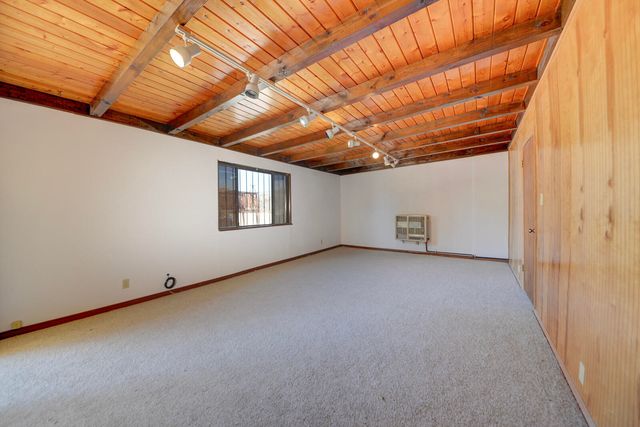 795 Ivory Road SE, Rio Rancho, NM 87124