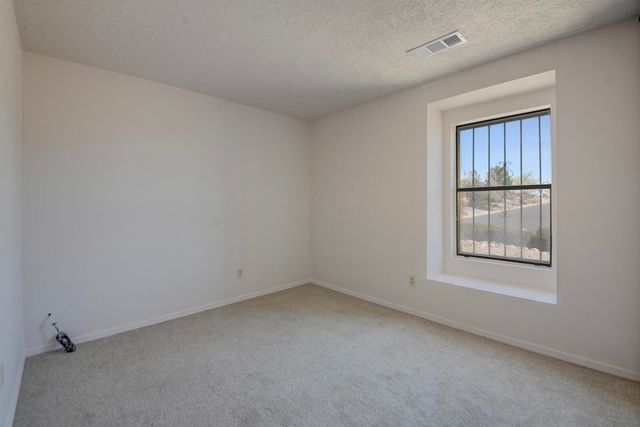 795 Ivory Road SE, Rio Rancho, NM 87124