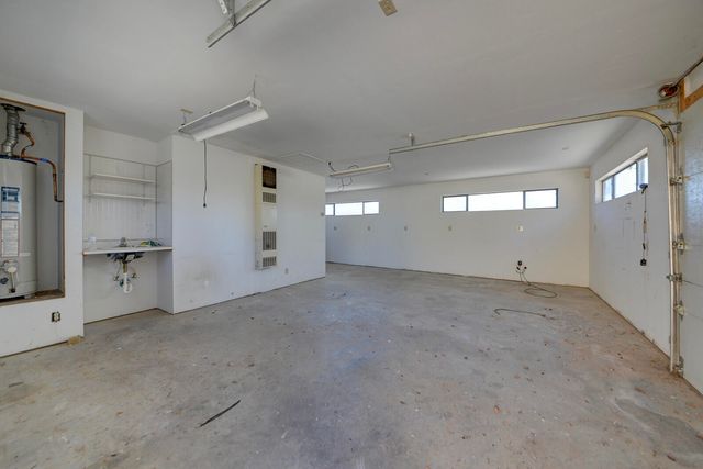 795 Ivory Road SE, Rio Rancho, NM 87124