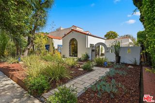 860 S Mullen Avenue, Los Angeles, CA 90005