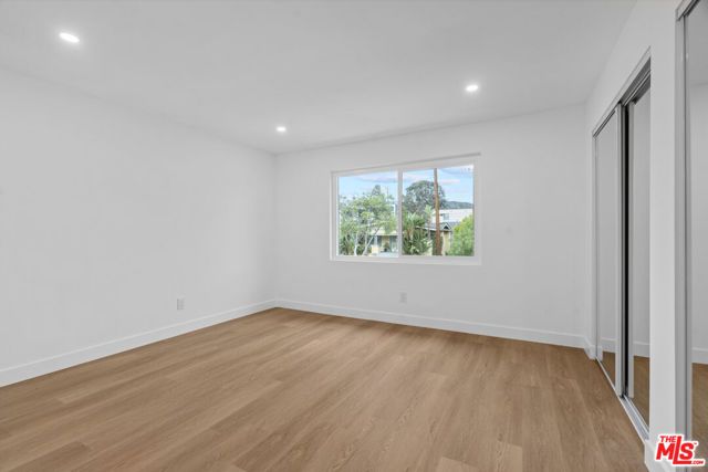 4442 Kingswell Avenue 3, Los Angeles, CA 90027