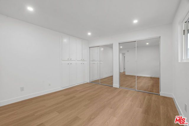 4442 Kingswell Avenue 3, Los Angeles, CA 90027