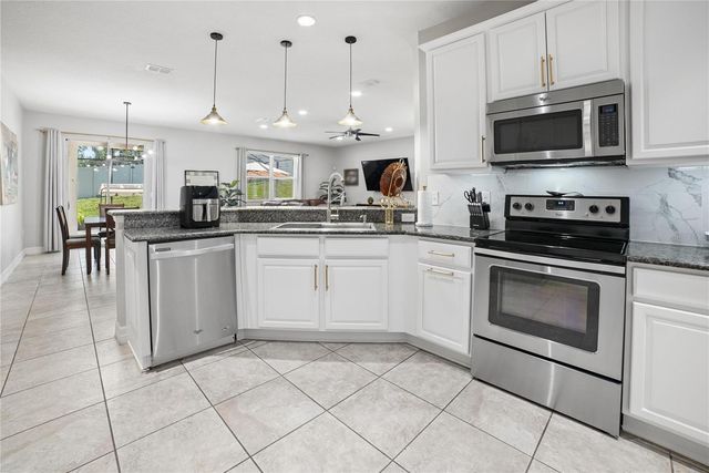 11302 WISHING WELL LANE, Clermont, FL 34711
