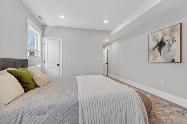 115 Emerald 115, Medford, MA 02155