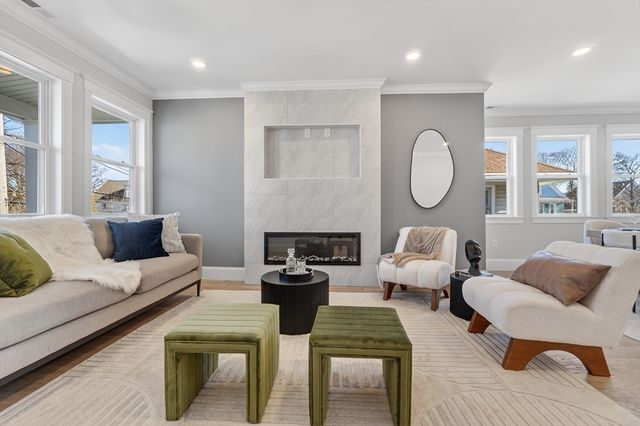 115 Emerald 115, Medford, MA 02155