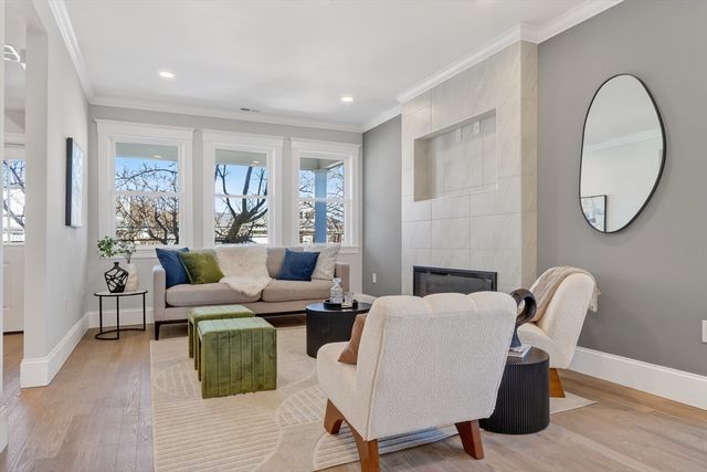 115 Emerald 115, Medford, MA 02155