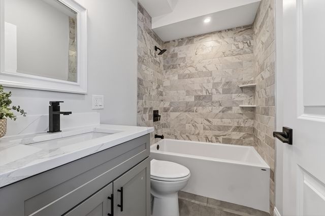 115 Emerald 115, Medford, MA 02155