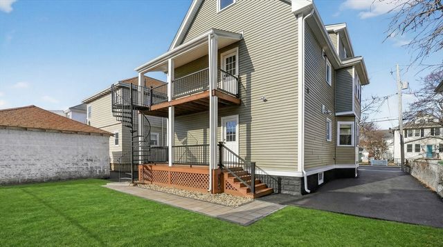 115 Emerald 115, Medford, MA 02155