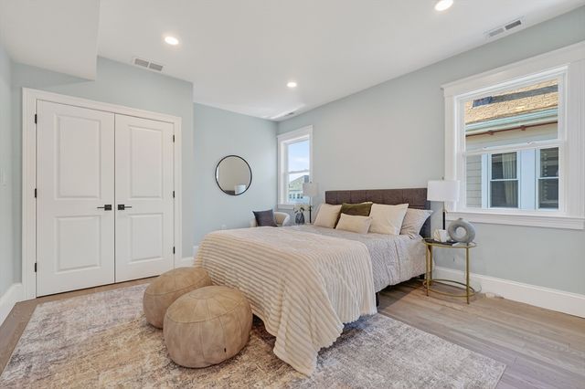 115 Emerald 115, Medford, MA 02155