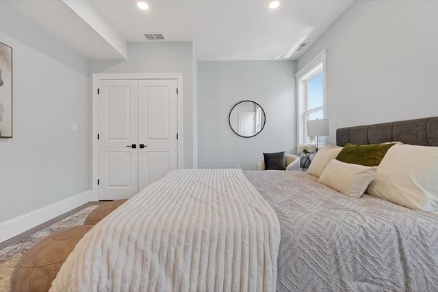 115 Emerald 115, Medford, MA 02155