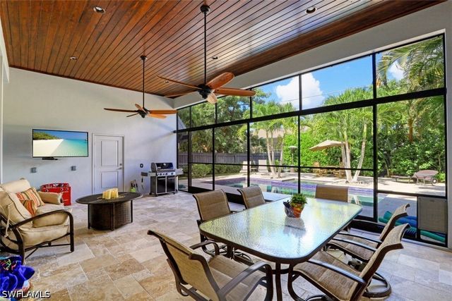 1199 9th AVE N, Naples, FL 34102