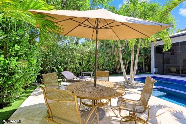 1199 9th AVE N, Naples, FL 34102