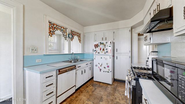 827 Minoma Ave, Louisville, KY 40217