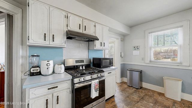 827 Minoma Ave, Louisville, KY 40217