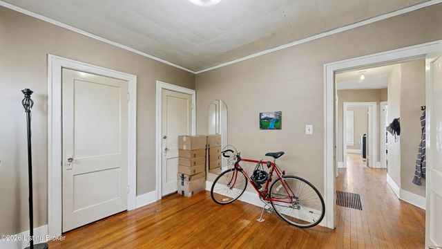 827 Minoma Ave, Louisville, KY 40217