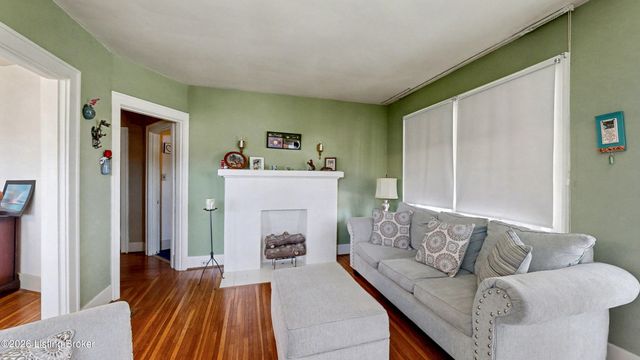 827 Minoma Ave, Louisville, KY 40217