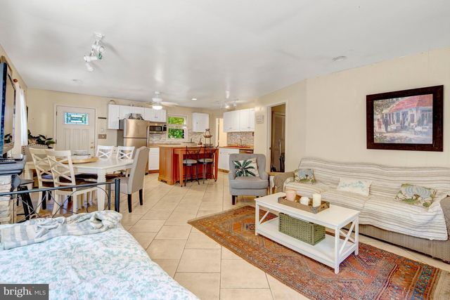 12504 POPES HEAD RD, Clifton, VA 20124