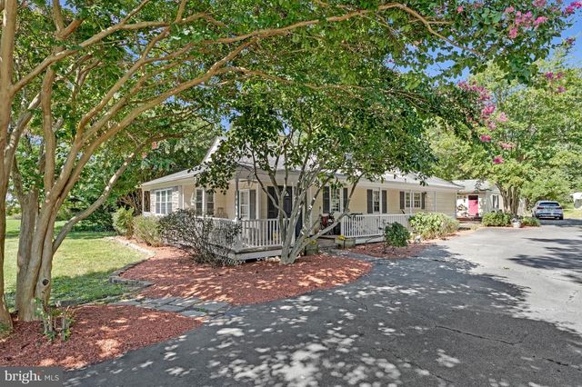 12504 POPES HEAD RD, Clifton, VA 20124