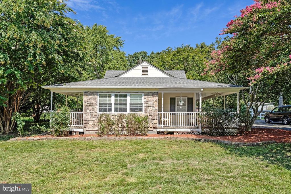 12504 POPES HEAD RD, Clifton, VA 20124