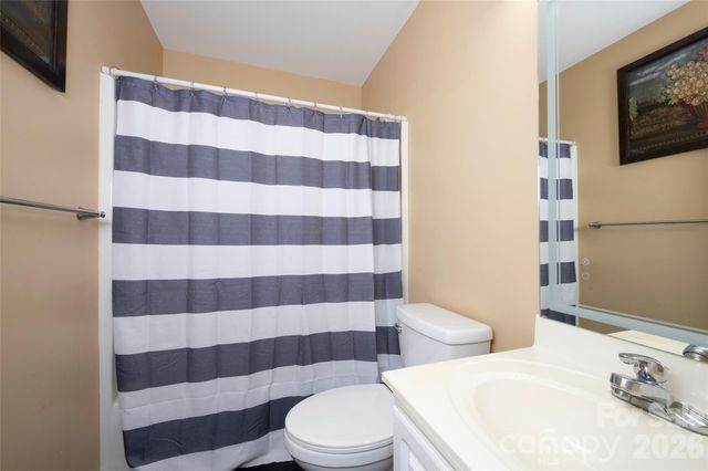 5125 Old Plantation Circle, Winston Salem, NC 27104