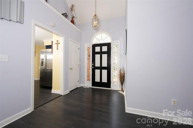 5125 Old Plantation Circle, Winston Salem, NC 27104