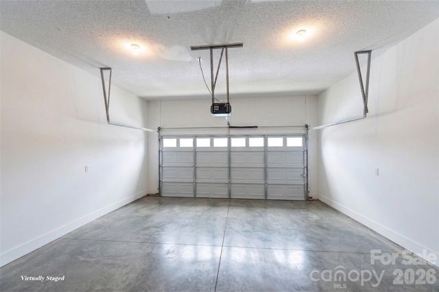 5125 Old Plantation Circle, Winston Salem, NC 27104