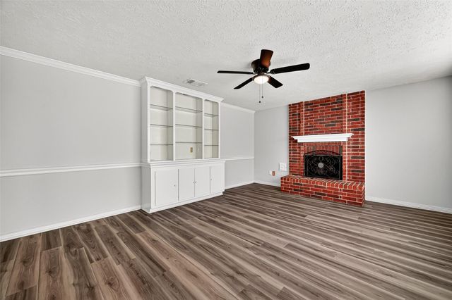 2918 Colonel Court Drive, Richmond, TX 77406