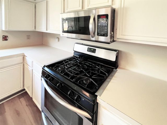 2918 Colonel Court Drive, Richmond, TX 77406