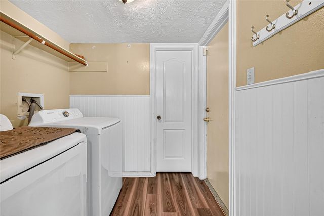 2918 Colonel Court Drive, Richmond, TX 77406