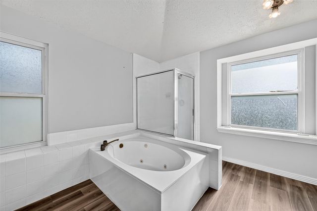 2918 Colonel Court Drive, Richmond, TX 77406